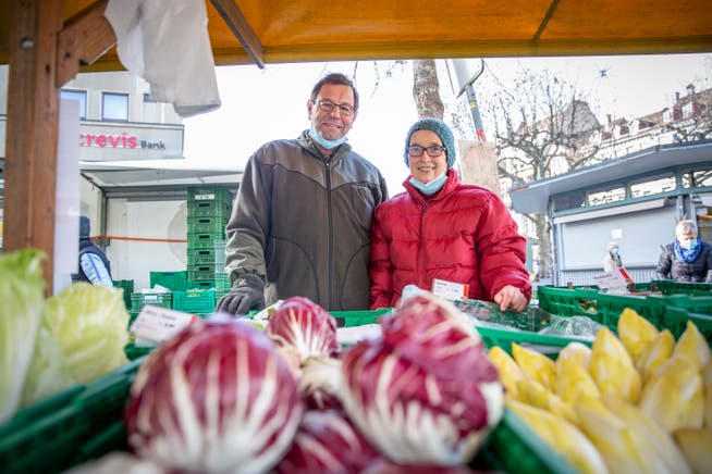 Edith und Bruno Eigenmann waren am Freitag zum letzten Mal auf dem Bauernmarkt in St.Gallen. 