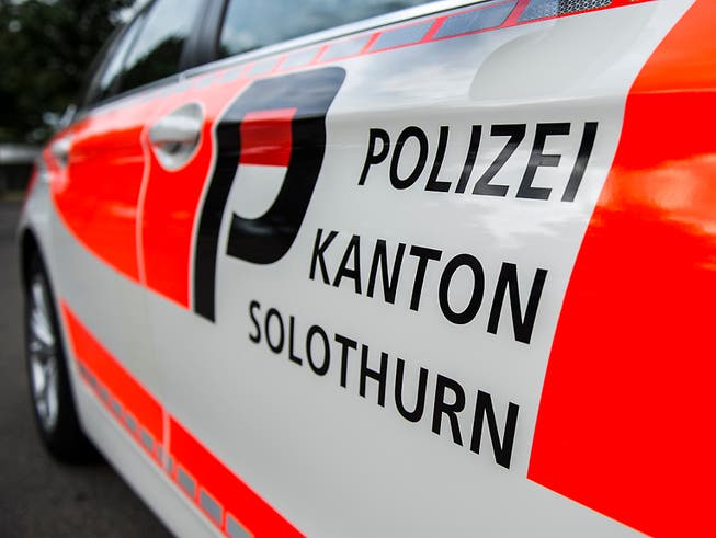 Die Grossfahndung der Kantonspolizei Solothurn nach zwei Räubern, die in Olten einen Geldtransporter überfallen hatten, verlief bislang ohne Erfolg.