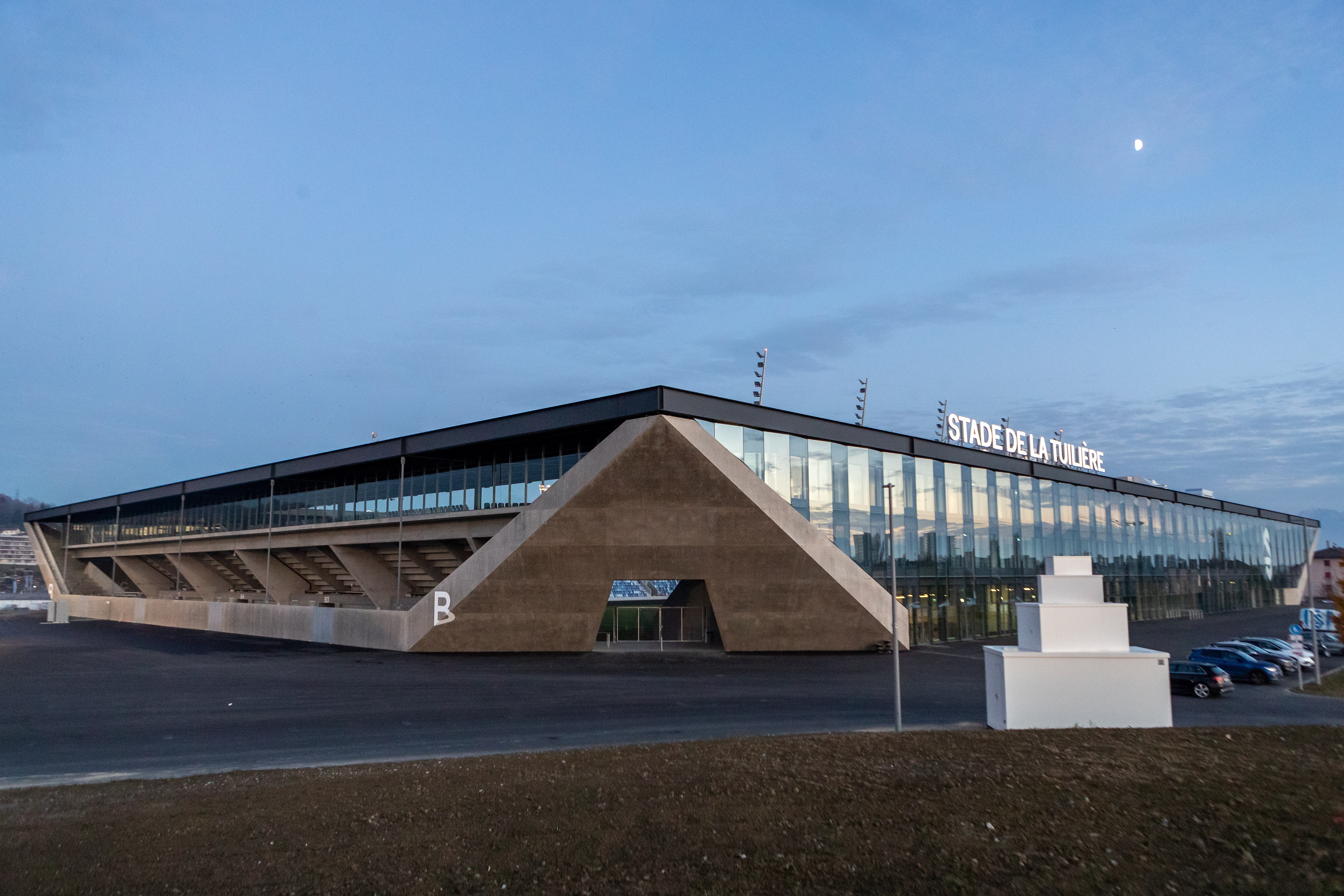 Die neue Arena befindet sich nur unweit der alten Lausanner Spielstätte, dem Stade de la Pontaise.
