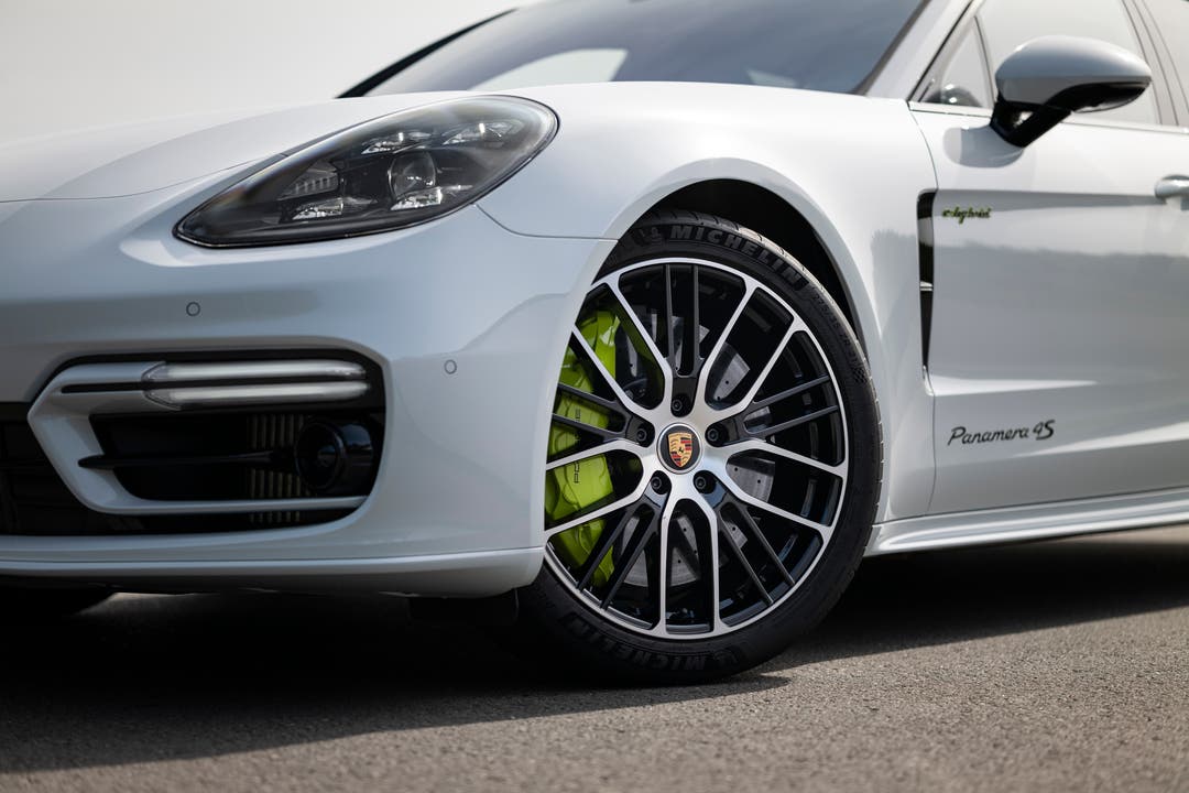 Porsche Panamera 4S e-hybrid Sport Turismo