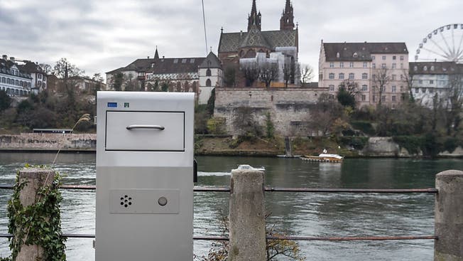 Der Kanton soll zuerst Erfahrungen bei der Nutzung der ersten am Rheinufer installierten Behälter sammeln.