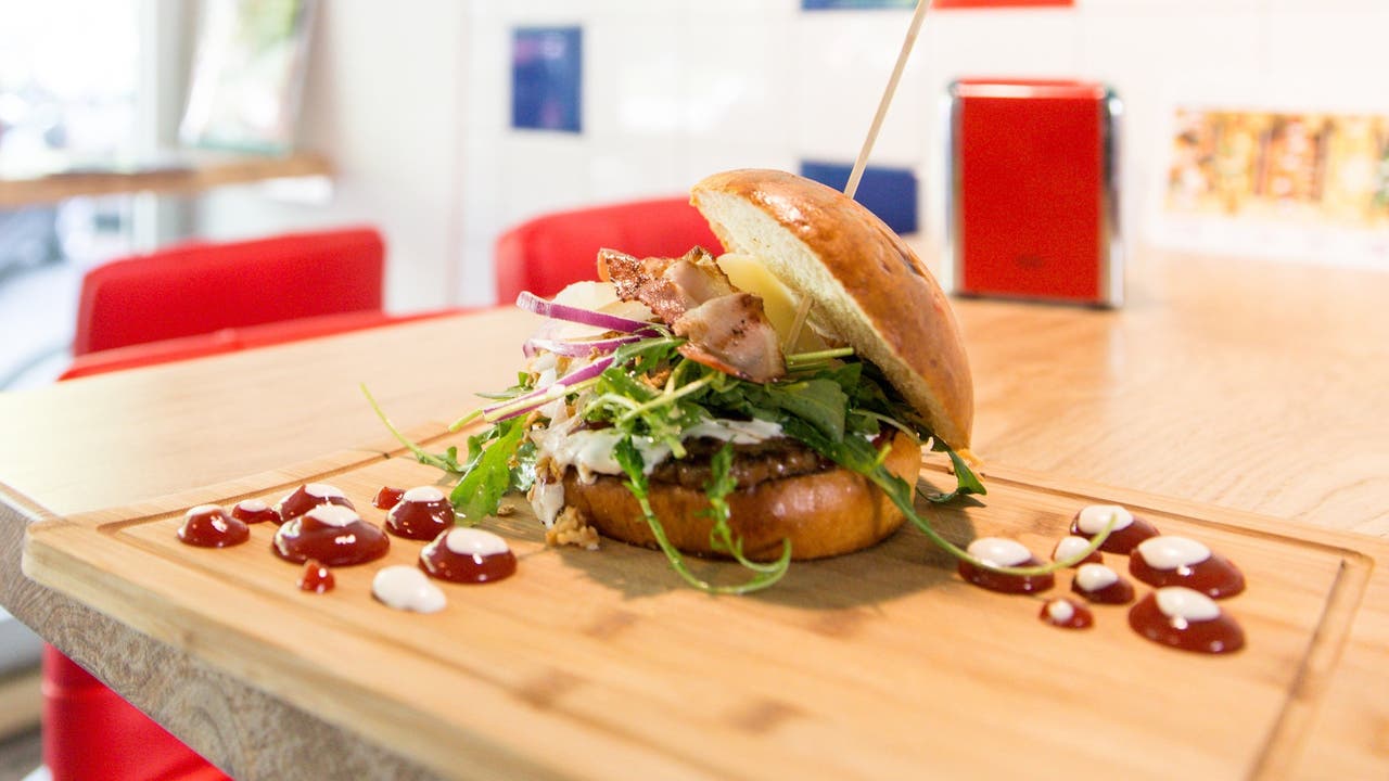 Wohlen, 20. November: Auf «Jensen’s Food Lab» folgt in Wohlen nun «Tom’s Burger». Die Neueröffnung ist Anfang Januar 2021 geplant.