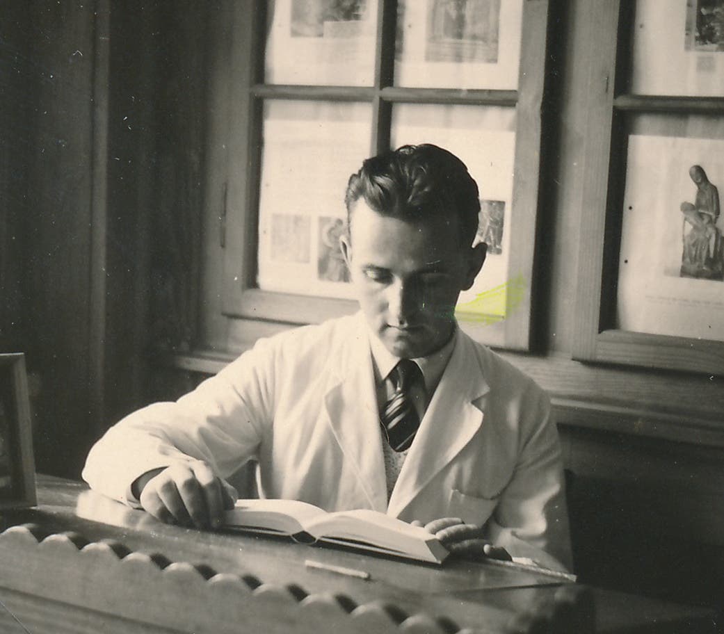 Kurt Zurfluh als Lehrer 1955.