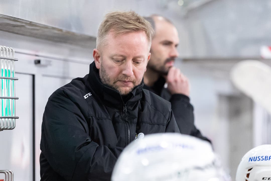 Olten-Trainer Fredrik Söderström kann mit der Reaktion auf die 0:6-Niederlage gegen Kloten nicht zufrieden sein.