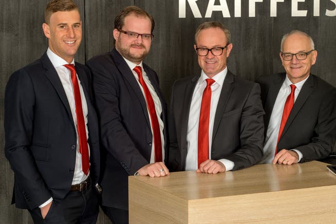 Die Bankleitung der Raiffeisen Frauenfeld: Markus Friederich, Pascal Spengler, Reto Inauen (Vorsitz) und Christof Eichmüller.
