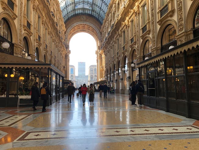 Die Einkaufspassage Galleria Vittorio Emanuele in Mailand war gestern beinahe leer.