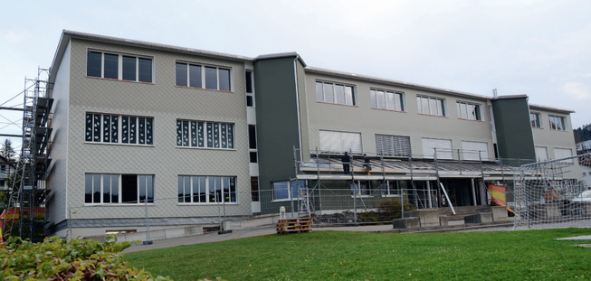 Das Schulhaus an der Nordstrasse in Einsiedeln. 