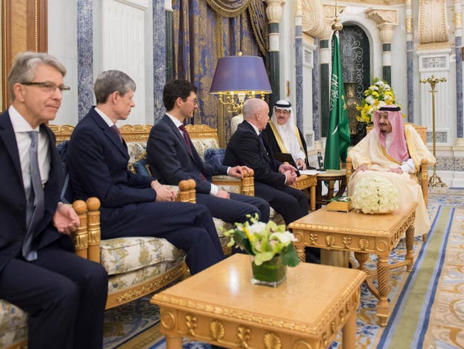 Die Beziehungen zu Saudi-Arabien seien freundschaftlich, sagte Finanzminister Ueli Maurer am Montag im Nationalrat. Dieser genehmigte als Erstrat ein Doppelbesteuerungsabkommen mit dem Königreich.