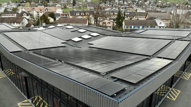 Photovoltaikanlage auf dem Dach des Sicherheitszentrum in Weinfelden.