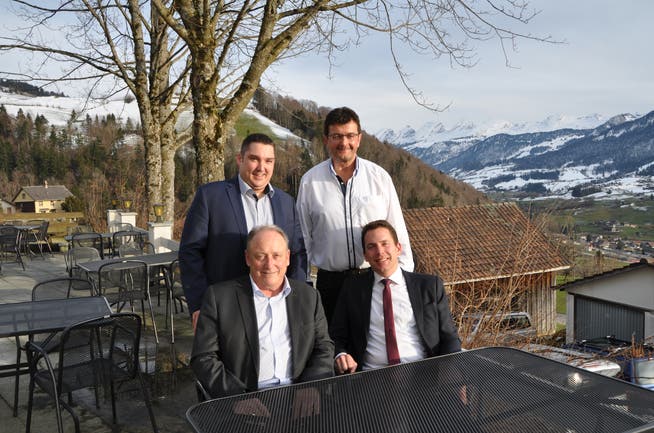 Ein bewährtes Quartett vertritt die Toggenburger SVP für eine weitere Legislatur im St.Galler Kantonsrat: Mirco Gerig, Linus Thalmann (hinten von links), Christian Spoerlé und Ivan Louis (vorne von links). 