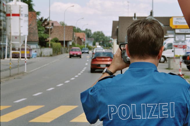 Bei schönem Wetter wird gerne mal zu schnell gefahren. Daher führen die Ostschweizer Polizeien mehr Kontrollen durch. 