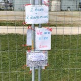 Die Demonstranten wollen auf die Anliegen der von der Grenzschliessung Betroffenen aufmerksam machen. (Bild:Urs Brüschweiler)