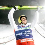 Nachdem der zweite Durchgang wegen Schneeregens abgesagt wude, durfte er jubeln: Andreas Küttel am 27. Februar 2009 in Liberec. (Matthias Schrader/Keystone)