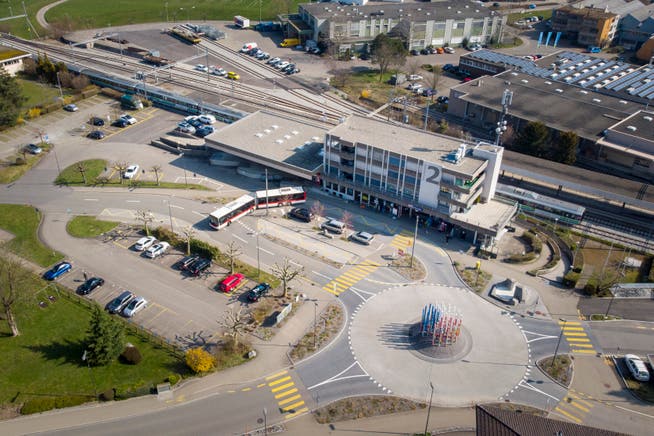 Platz für neue Haltekanten wäre am Bahnhof Wittenbach vorhanden.