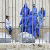 Ecuador stellt wegen Corona-Pandemie hunderte Mediziner ein