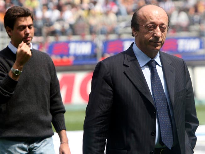 Juventus Turins Generaldirektor Luciano Moggi (rechts) am 7. Mai 2006 anlässlich der Partie Juventus - Palermo