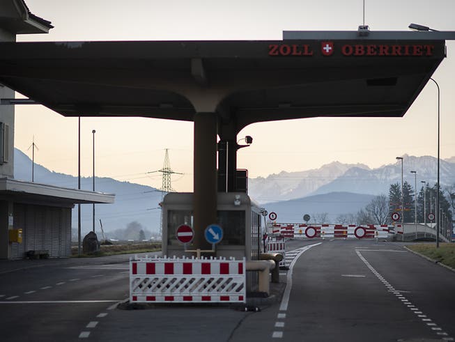 Die Grenze zwischen Oberriet und Meiningen in Österreich: Schon Anfang Juli soll die Reisefreiheit und Personenfreizügigkeit im gesamten Schengen-Raum wieder hergestellt sein.