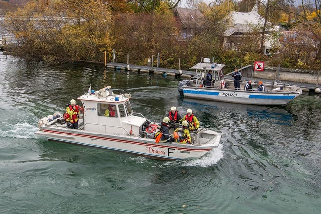 Das heutige Lösch- und Rettungsboot "Donner" der Feuerwehr Stadt Luzern während einer Übung.