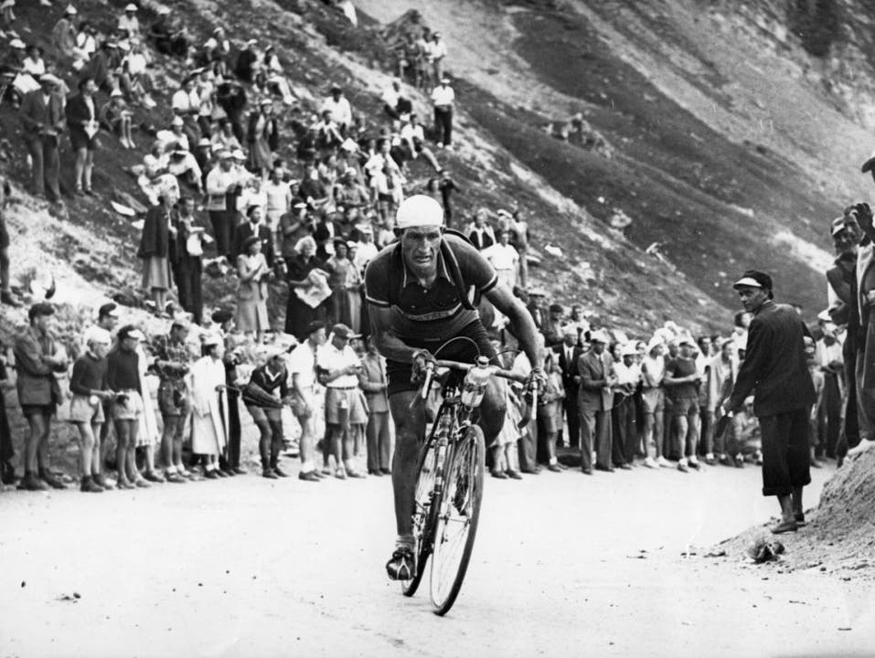 Gino Bartali war auch im Ausland erfolgreich: 1948 fährt er zum Sieg in der Tour de France
