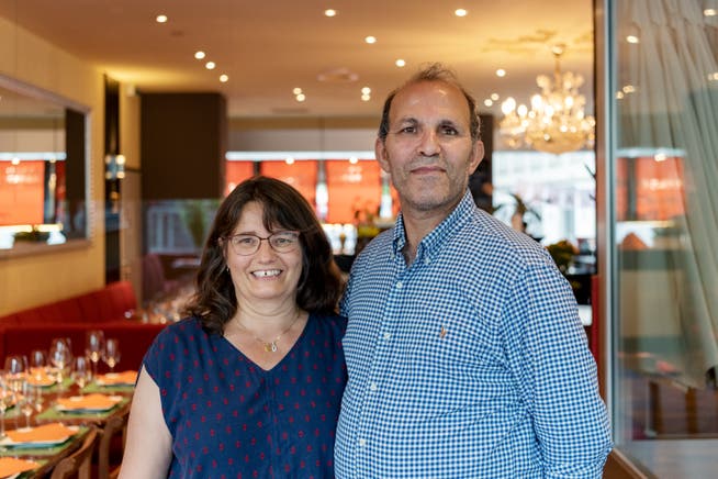 Das Wirtepaar Christine und Chaouki Hamdar im Restaurant Pärkli: Sie serviert, er kocht.
