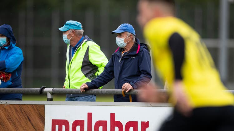 An den Heimspielen des FC Baar gilt Maskenpflicht für die Zuschauer. (Bild: Roger Zbinden (Baar, 29. August 2020))