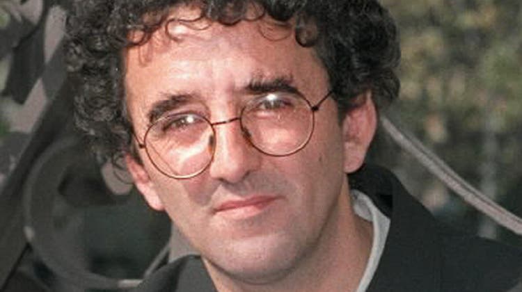 Der chilenische Schriftsteller Roberto Bolaño (1953–2003). Foto von 1998. (Julian Martin / AP EFE)