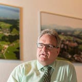 Roger Hochreutener bleibt Eggersrieter Gemeindepräsident. (Hanspeter Schiess)