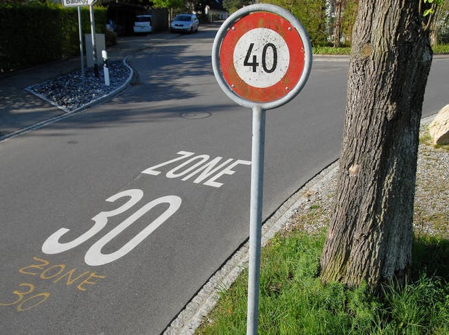 Bis gestern war unklar, ob in Münzlishausen nun 30 oder 40 km/h erlaubt sind. Walter Schwager