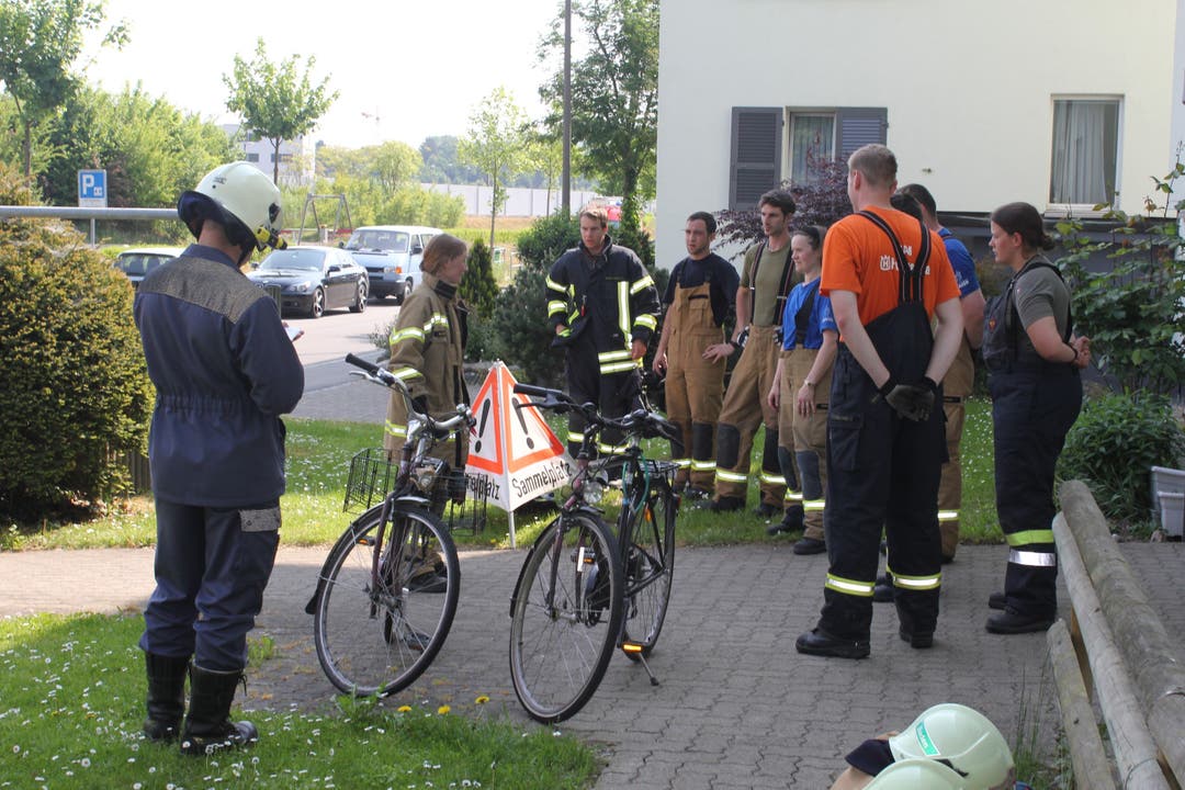 Neuenhof: Feuerwehr bildet Gruppenführer aus