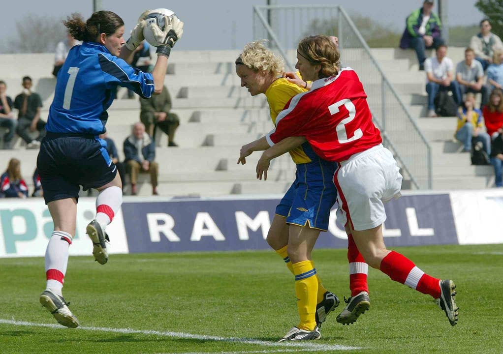  Der Schweizer Nationalgoalie in einem Länderspiel gegen Schweden