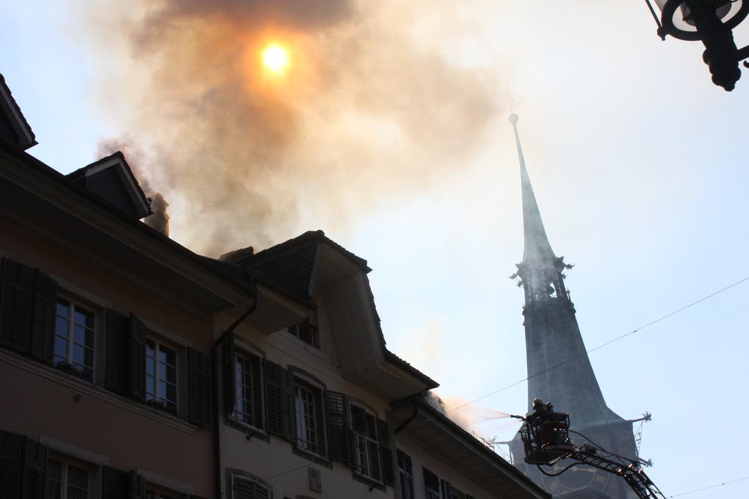 Rauch über Solothurn Bild: Wolfgang Wagmann/Daniel Wagmann