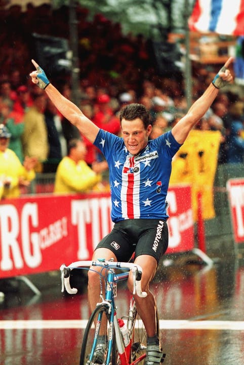  Lance Armstrong: Im Blut des siebenfachen Tour de France Champions fanden die Fahnder Kortikoide. Der US-Amerikaner führte diese Werte auf eine Salbe zurück. Mit dieser Salbe habe er sich seinen Hintern eingerieben.