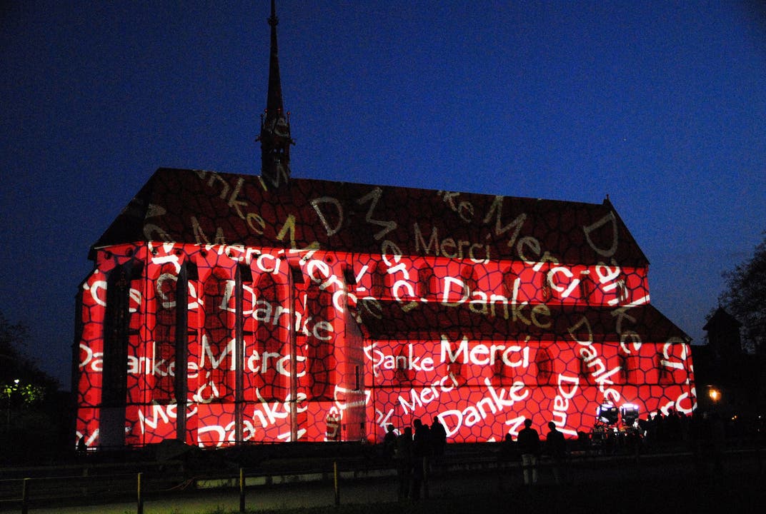 Die Kirche in Königsfelden wird mit Kunst beleuchtet
