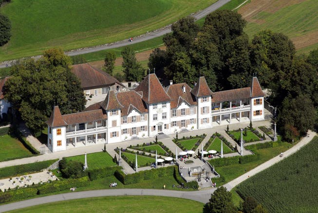 Paradiesisch: Schloss Waldegg liegt auf Gemeindegeiet des Steuerparadies‘ Feldbrunnen-St.Niklaus.
