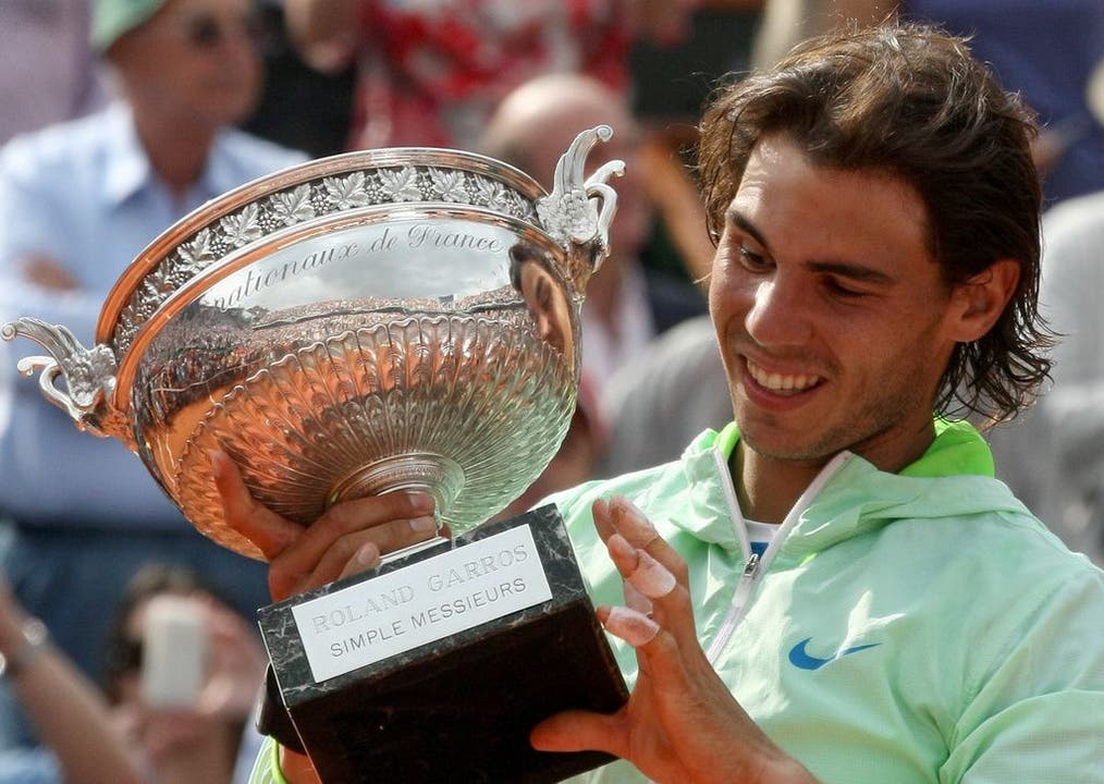  Nach einem enttäusschenden Turnier 2009 kehrt Nadal nach Paris zurück und gewinnt die French Open.