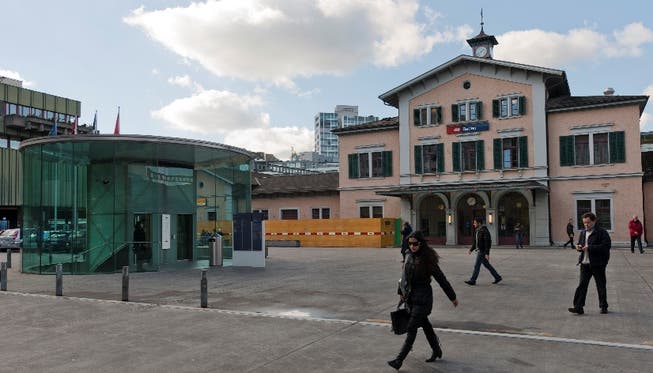 Am 18. April sollen die Umbauarbeiten am Bahnhofgebäude in Baden losgehen. alex spichale