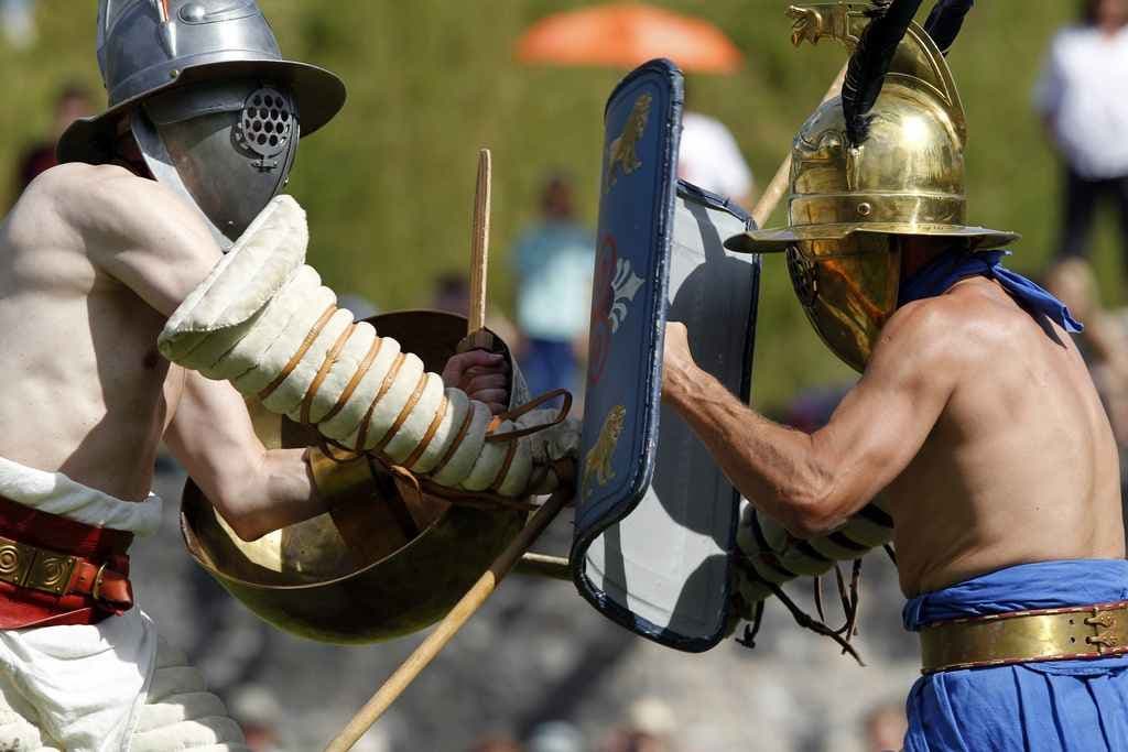 Gladiatoren gehen aufeinander los
