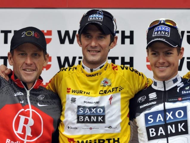 Das Podest der Tour de Suisse (v.l.n.r): Lance Armstrong (2.), Gesamtsieger Fränk Schleck und Jacob Fuglsang (3.) Das Podest der Tour de Suisse (v.l.n.r): Lance Armstrong (2.), Gesamtsieger Fränk Schleck und Jacob Fuglsang (3.)
