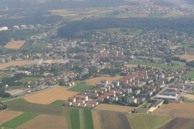 Auch im Kanton Aargau werden immer mehr Bauzonen verbraucht: Blick auf die Gemeinde Mellingen aus der Luft