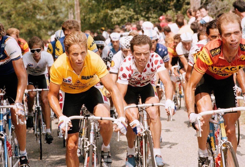 1985 musste Greg LeMond noch hinter Teamkollege Bernard Hinault zurückstecken. Im Jahr darauf durfte der Amerikaner gewinnen.