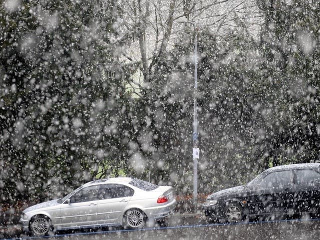 Starker Schneefall sorgt für Unfälle