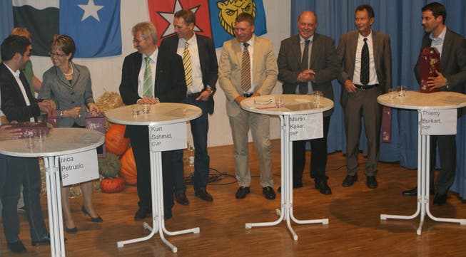 Podiumsdiskussion in Spreitenbach: Wettstreit der Kandidierenden und der Ideen. NRO