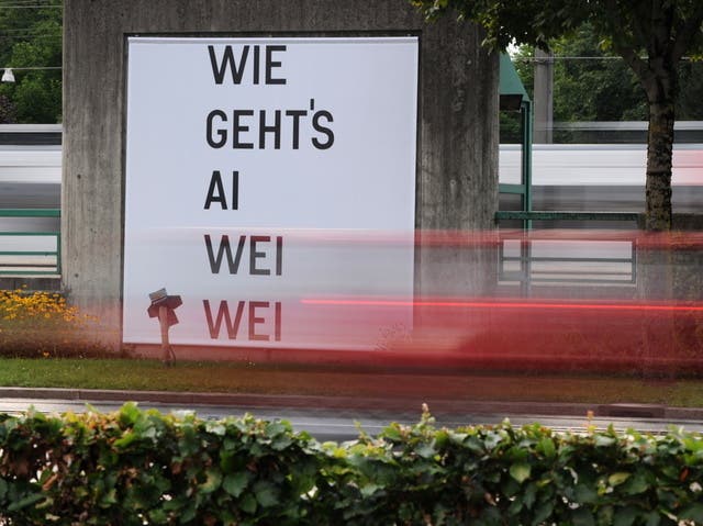 Ein Plakat in Bregenz soll auf die Situation von Ai Weiwei aufmerksam machen