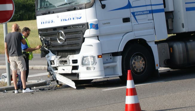 Unfall mit österreichschen Lastwagen (Symbolbild)