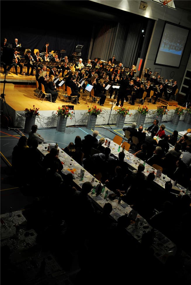 Über 400 Personen genossen Galadiner und Konzert der Musikgesellschaft Aarwangen.Isabel Mäder