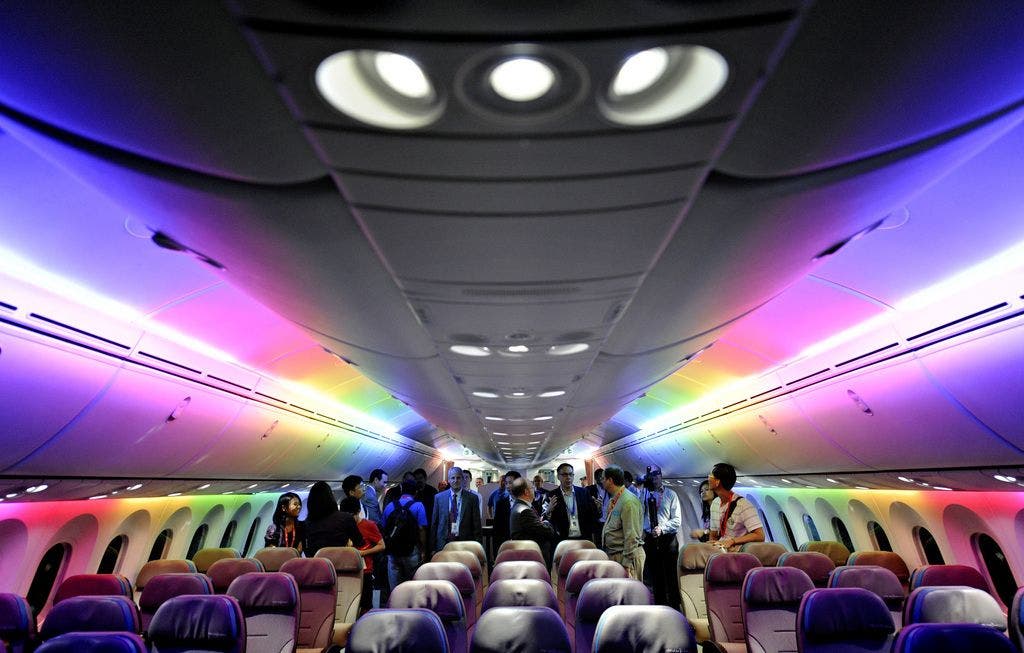 LED-Lichtshow im Innern der 787.