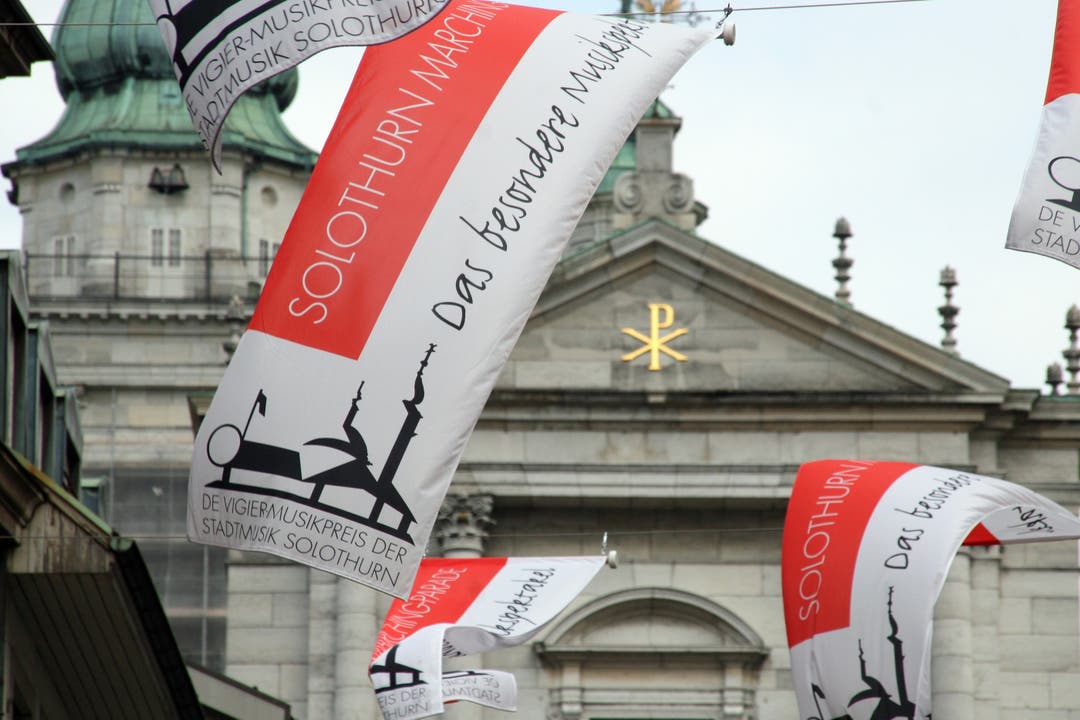  Nach dem Erfolg der ersten fünf Auflagen lädt die Stadtmusik Solothurn am 22. September 2012 zum sechsten Mal zur Solothurn Marching-Parade ein.