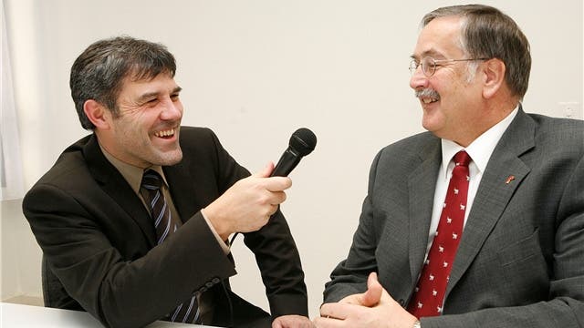 Da waren sie noch direkte Konkurrenten im Regierungsratswahlkampf: Für die bz-Wahlvorschau 2007 interviewte Eric Nussbaumer (li.) Adrian Ballmer.