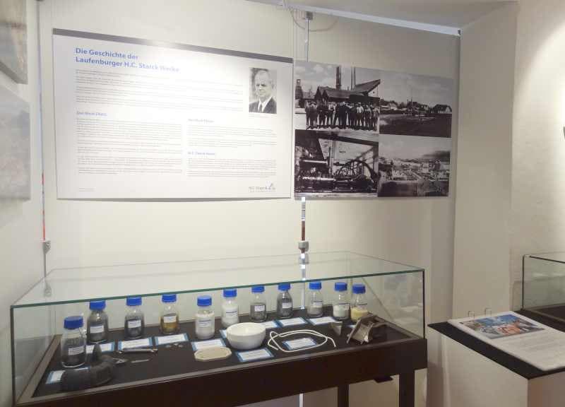 Ausstellungsecke über die Firma H.C. Starck im Laufenburger Museum Schiff.