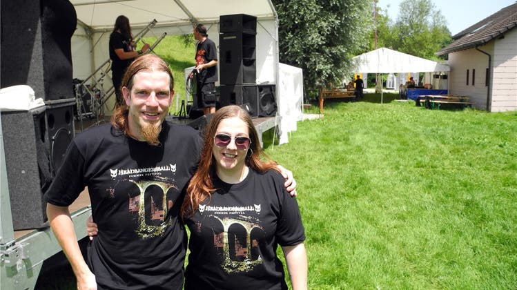 300 Metal-Fans rocken in Grenchen das Weekend